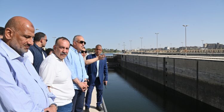 وزير الري :  قناطر أسيوط الجديدة تعد احد أكبر المشروعات المائية المقام على نهر النيل بعد السد العالي