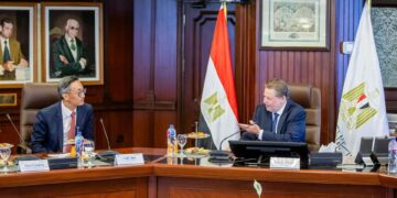 حسن عبد الله يبحث مع رئيس ICBC الصيني فرص التعاون المصرفي في مصر