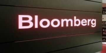 بلومبرغ: اتفاقيات غاز بين مصر وشركات عالمية... والفاتورة تصل 3 مليارات دولار شهريًا هذا الصيف