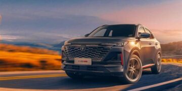 400 سيارة شهريًا.. "جي بي أوتو" تبدأ تجميع سيارات "شانجان" في مصر باستثمارات 4 مليارات جنيه