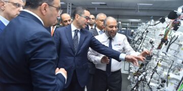 وزير الاستثمار يتفقد المنطقة الحرة بمدينة نصر.. ومتابعة لخطط توسع شركات السيارات