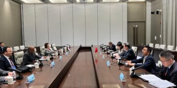 وزير الكهرباء: مصر جاهزة لاستقبال المقرات الإقليمية للشركات الصينية