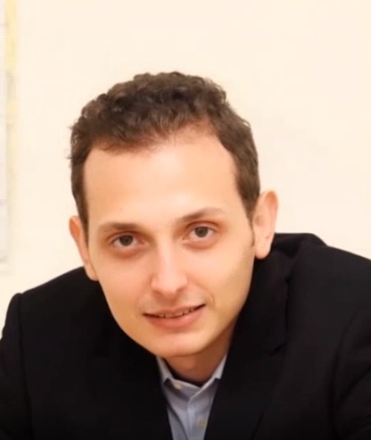 محمد عبدالرحمن يكتب: "اقتصاد التفاهة".. وقفة تأمل في زمن اختلاط القيم