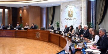 الحكومة تعتمد حزمة قرارات اقتصادية وتنموية خلال الاجتماع الأسبوع