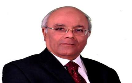 محمد عطية الفيومي: القضاء على البيروقراطية والروتين ضرورة لبلوغ أهداف توطين الصناعة